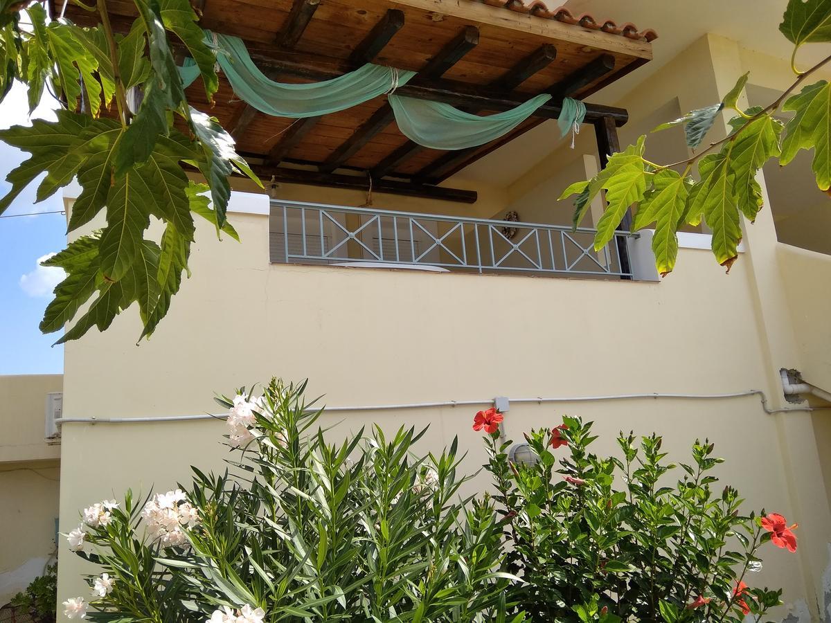 Ktima Develekou Apartment Pigadhia  Ngoại thất bức ảnh